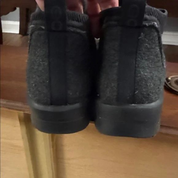 Oofos- Dark Grey Wool Boots - Picture 11 of 11